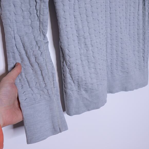 ATHLETA Epitomize Top Light Grey Heather Long Sleeves Textured Active Women's L - Picture 11 of 12